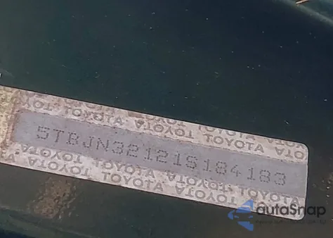 2001 Toyota Tundra z USA, uszkodzony, nr VIN 5TBJN32121S184183